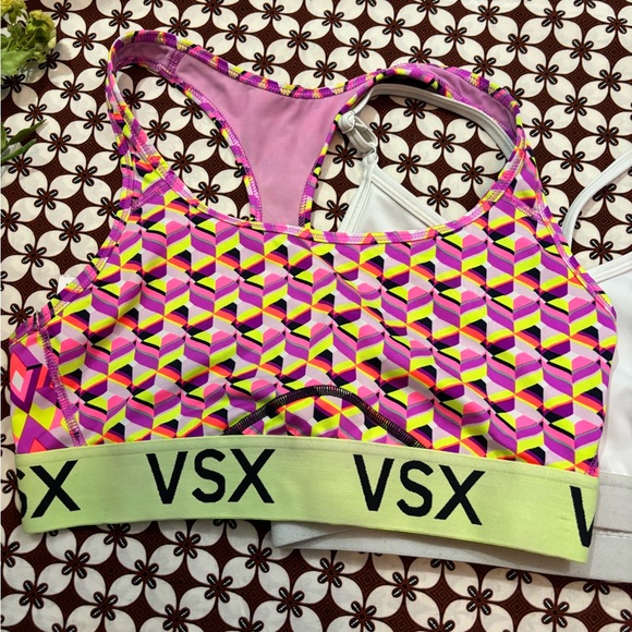 Sports Bras bundle - Picture 2 of 8